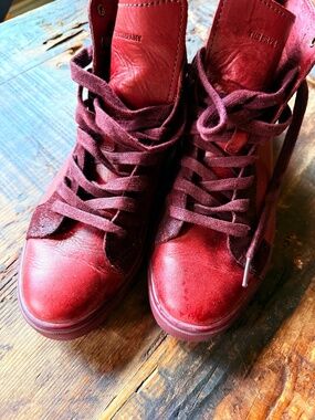 NWT FRYE Womens Size 9 Gemma High Top RED Leather Suede Sneakers Burgundy Red